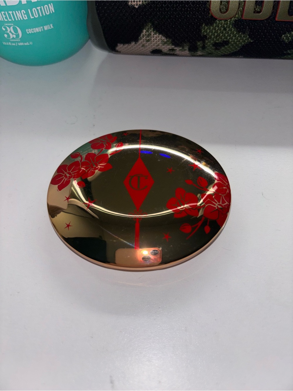 charlotte tilbury flawless finish powder